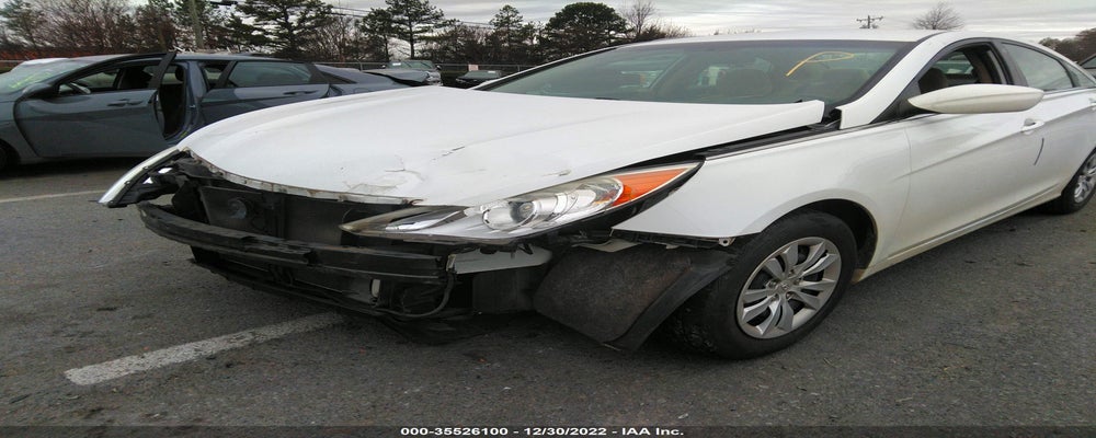 5NPEB4AC8BH295404 2011 HYUNDAI SONATA photo no. 6