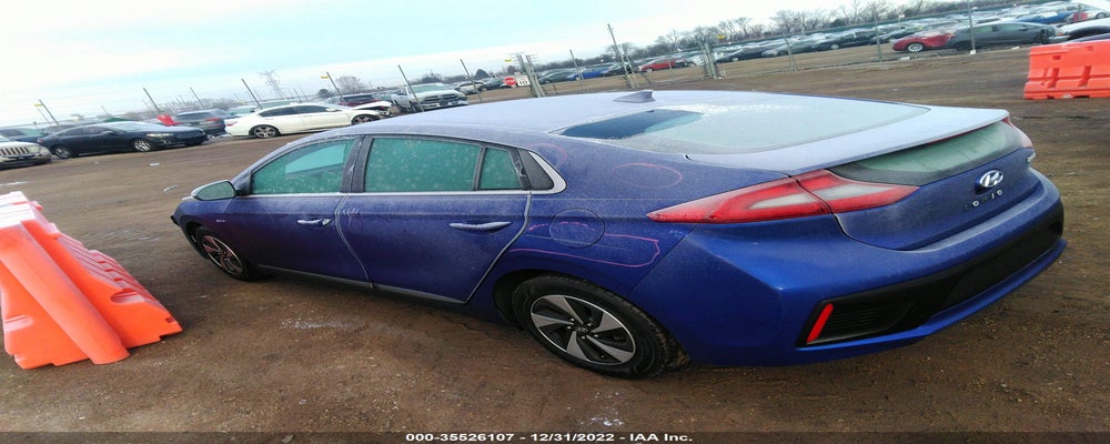 KMHC75LC2KU113970 2019 HYUNDAI IONIQ HYBRID photo no. 3