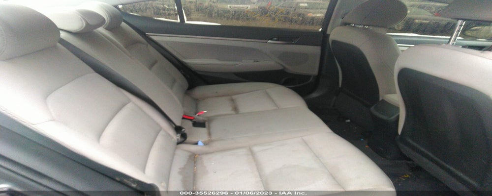 KMHD74LF8JU554963 2018 HYUNDAI ELANTRA photo no. 8