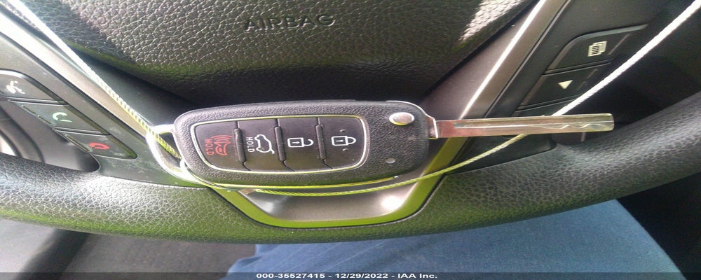 5XYZT3LB4HG418967 2017 HYUNDAI SANTA FE SPORT photo no. 11