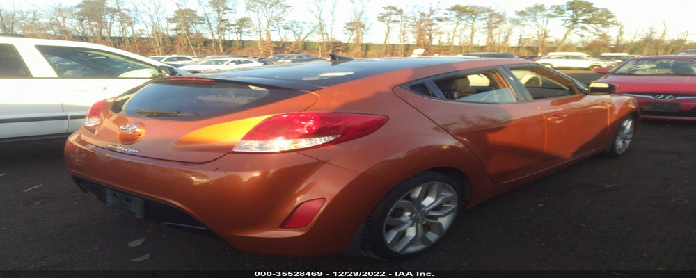 KMHTC6AD2DU134320 2013 HYUNDAI VELOSTER photo no. 4
