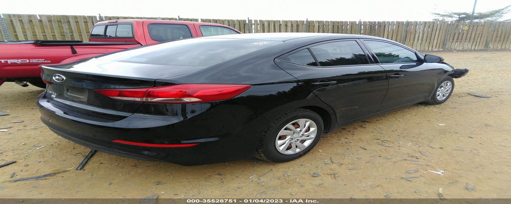 5NPD74LF2JH224833 2018 HYUNDAI ELANTRA photo no. 4