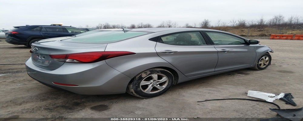 5NPDH4AE8FH586776 2015 HYUNDAI ELANTRA photo no. 4