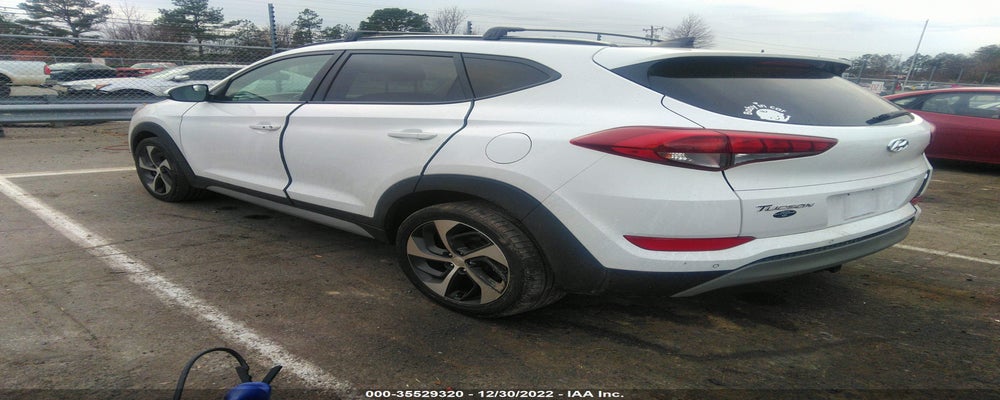 KM8J3CA2XJU751206 2018 HYUNDAI TUCSON photo no. 3