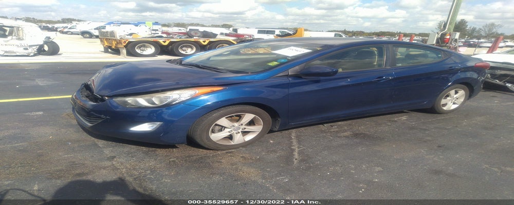 KMHDH4AE3DU560312 2013 HYUNDAI ELANTRA photo no. 2