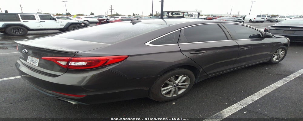 5NPE24AF9FH048831 2015 HYUNDAI SONATA photo no. 4