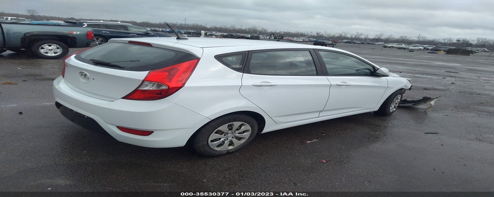 KMHCT5AE0HU335268 2017 HYUNDAI ACCENT photo no. 4