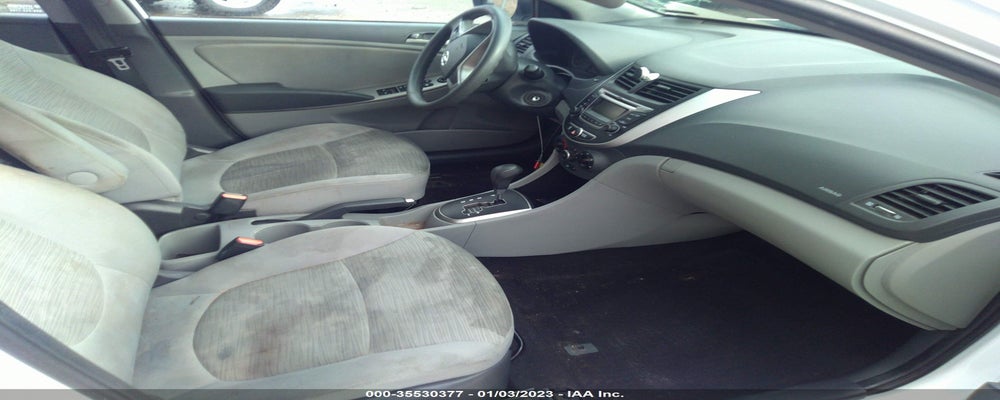 KMHCT5AE0HU335268 2017 HYUNDAI ACCENT photo no. 5