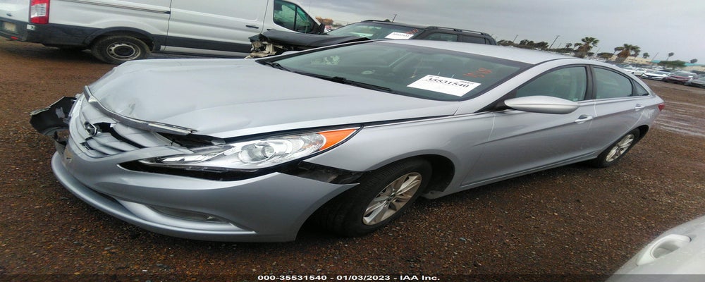 5NPEB4AC3DH792590 2013 HYUNDAI SONATA photo no. 2