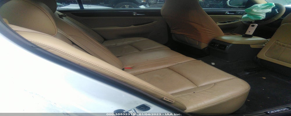 KMHGC4DF4BU123805 2011 HYUNDAI GENESIS photo no. 8