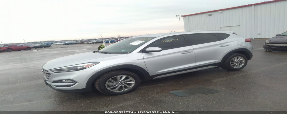 KM8J33A49JU693235 2018 HYUNDAI TUCSON photo no. 2