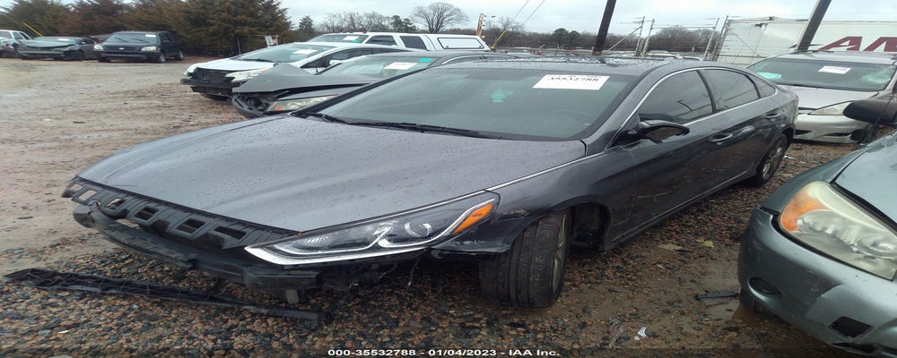 5NPE34AF4JH713690 2018 HYUNDAI SONATA photo no. 2