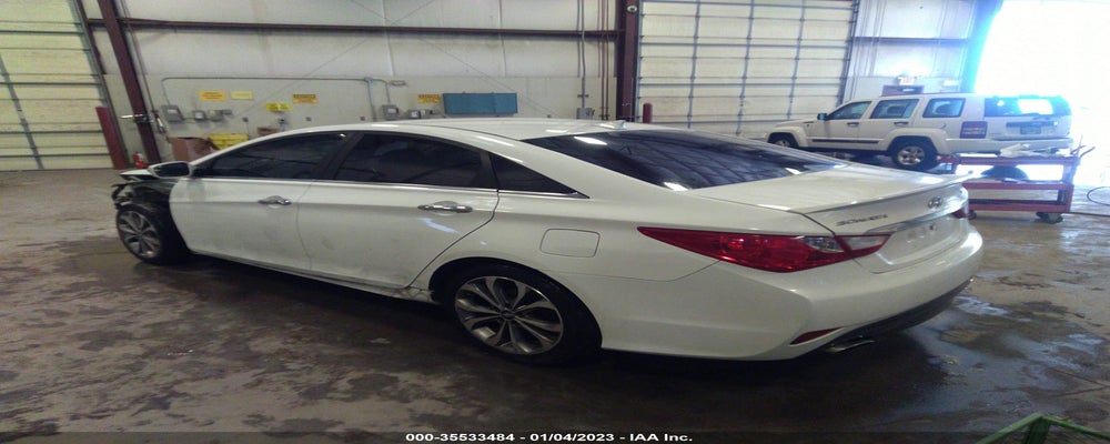 5NPEC4AC8EH925259 2014 HYUNDAI SONATA photo no. 3