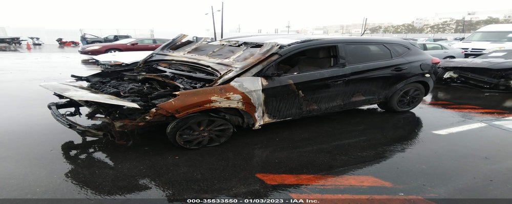 KM8J33A47HU536832 2017 HYUNDAI TUCSON photo no. 2