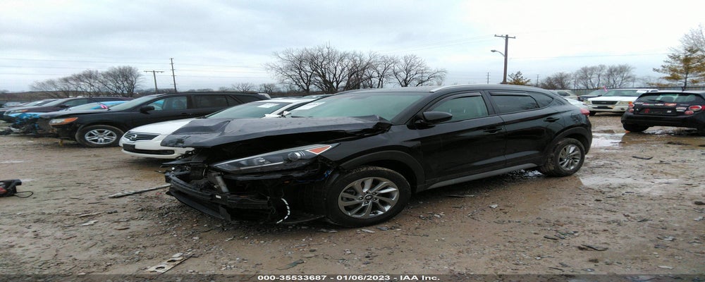 KM8J3CA4XJU669588 2018 HYUNDAI TUCSON photo no. 2