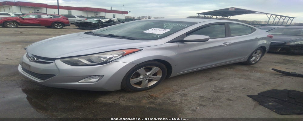 5NPDH4AE1DH299390 2013 HYUNDAI ELANTRA photo no. 2