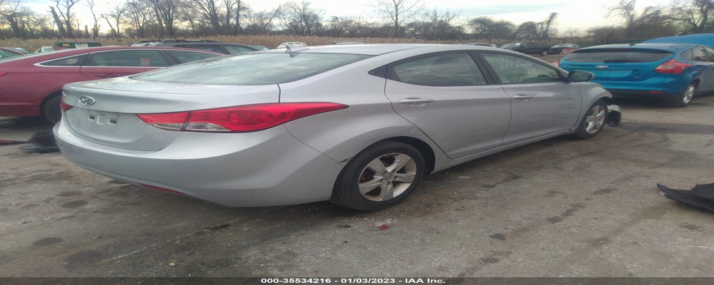 5NPDH4AE1DH299390 2013 HYUNDAI ELANTRA photo no. 4