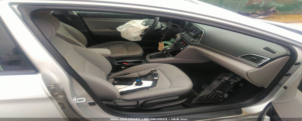 KMHD74LF7HU115358 2017 HYUNDAI ELANTRA photo no. 5