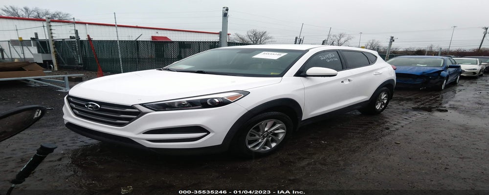 KM8J23A41HU274485 2017 HYUNDAI TUCSON photo no. 2