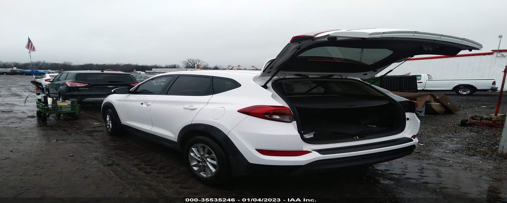 KM8J23A41HU274485 2017 HYUNDAI TUCSON photo no. 3