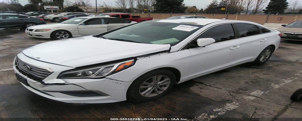 5NPE24AF3HH527393 2017 HYUNDAI SONATA photo no. 2
