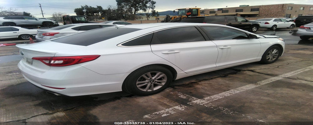 5NPE24AF3HH527393 2017 HYUNDAI SONATA photo no. 4