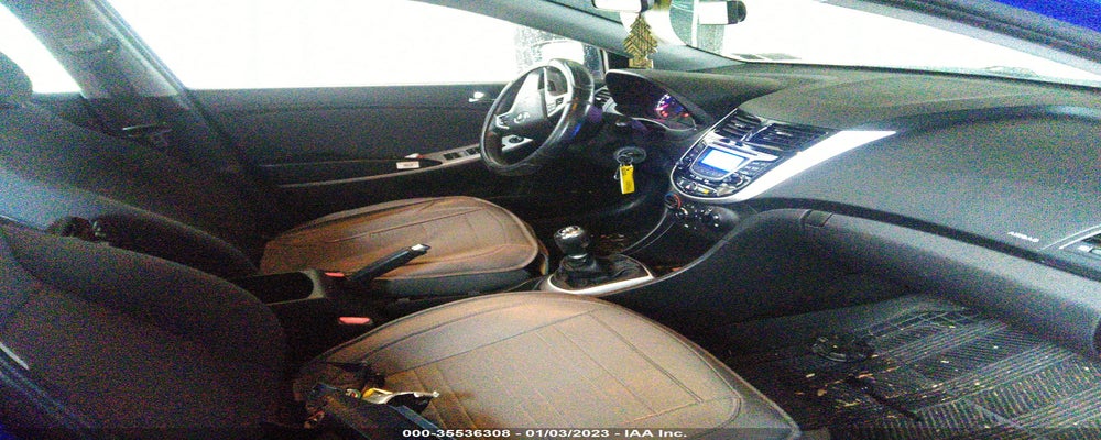 KMHCU5AE3DU079523 2013 HYUNDAI ACCENT photo no. 5