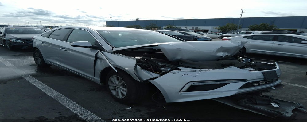 5NPE24AF8FH015061 2015 HYUNDAI SONATA photo no. 1