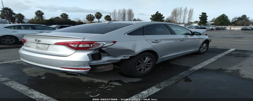 5NPE24AF8FH015061 2015 HYUNDAI SONATA photo no. 4