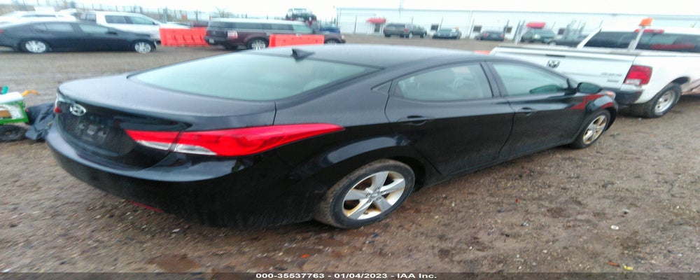 5NPDH4AE2DH381421 2013 HYUNDAI ELANTRA photo no. 4
