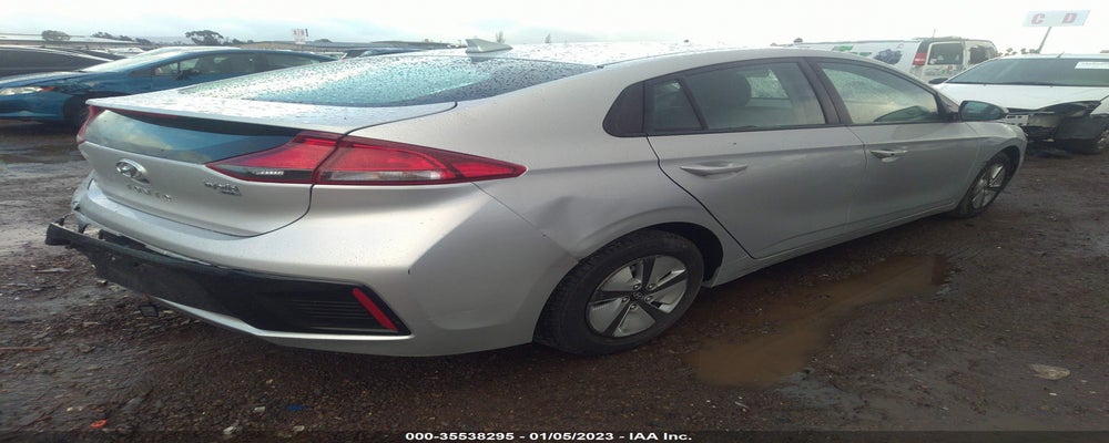 KMHC65LC0HU031537 2017 HYUNDAI IONIQ HYBRID photo no. 4