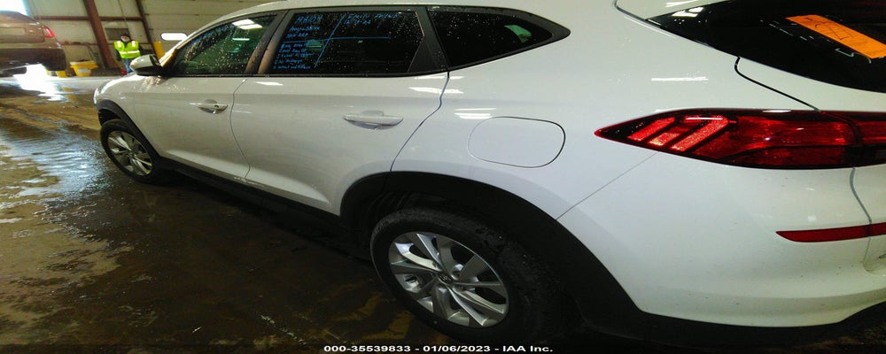 KM8J2CA47MU327863 2021 HYUNDAI TUCSON photo no. 3