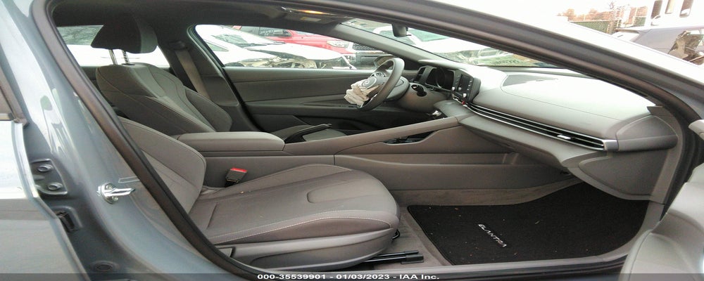 KMHLM4AGXNU330003 2022 HYUNDAI ELANTRA photo no. 5