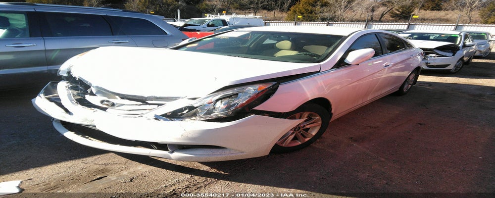 5NPEB4AC8DH770438 2013 HYUNDAI SONATA photo no. 2