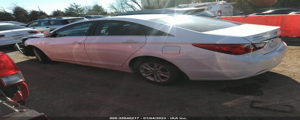 5NPEB4AC8DH770438 2013 HYUNDAI SONATA photo no. 3