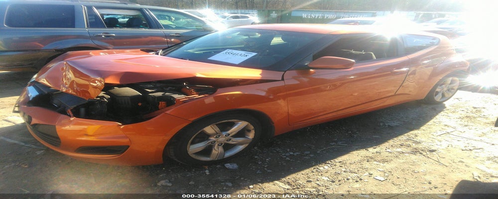 KMHTC6AD8FU239947 2015 HYUNDAI VELOSTER photo no. 2