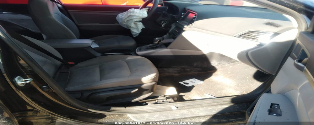 5NPD84LF4HH107388 2017 HYUNDAI ELANTRA photo no. 5