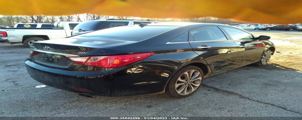 5NPEC4AB2DH782170 2013 HYUNDAI SONATA photo no. 4