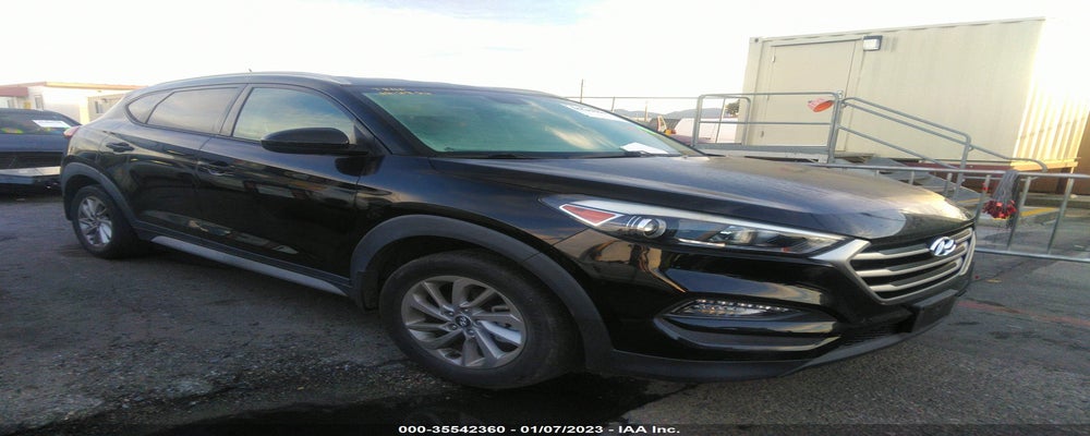 KM8J33A42HU403699 2017 HYUNDAI TUCSON photo no. 3
