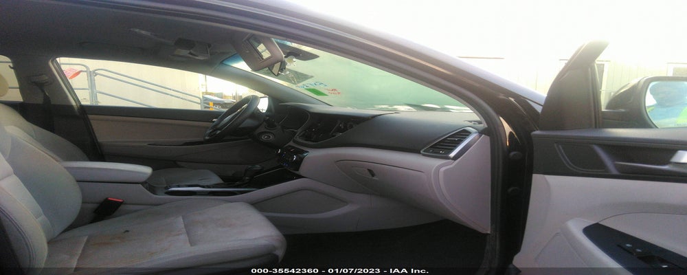 KM8J33A42HU403699 2017 HYUNDAI TUCSON photo no. 5