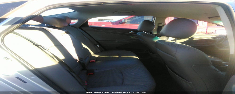 5NPEC4AB8BH316286 2011 HYUNDAI SONATA photo no. 8