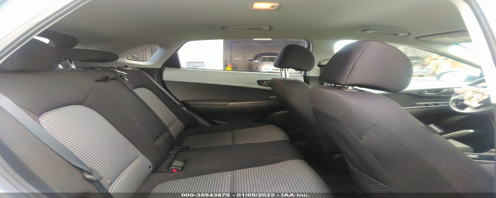 KM8K22AA0JU148418 2018 HYUNDAI KONA photo no. 8