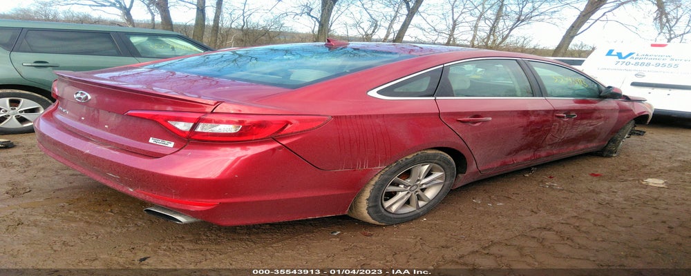 5NPE24AF1FH036947 2015 HYUNDAI SONATA photo no. 4