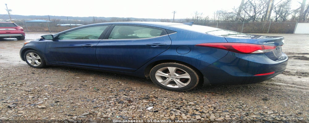 5NPDH4AE1GH740455 2016 HYUNDAI ELANTRA photo no. 3