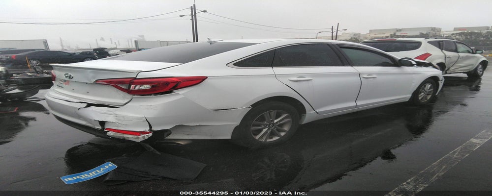 5NPE24AF0FH004765 2015 HYUNDAI SONATA photo no. 4