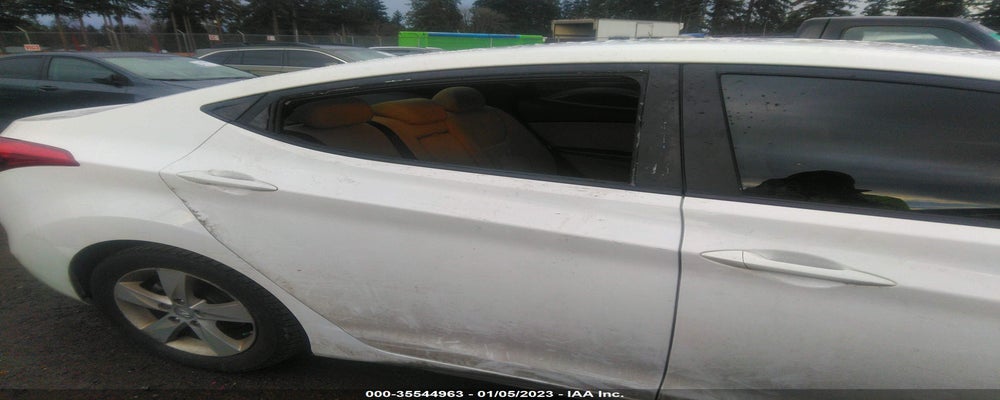 5NPDH4AE7DH303183 2013 HYUNDAI ELANTRA photo no. 6