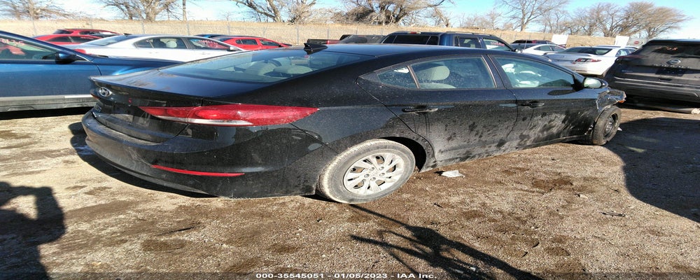 KMHD74LF6HU381258 2017 HYUNDAI ELANTRA photo no. 4