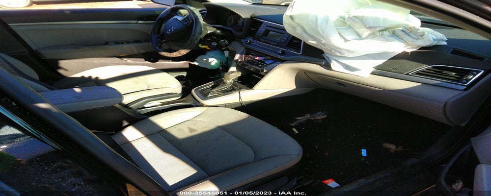 KMHD74LF6HU381258 2017 HYUNDAI ELANTRA photo no. 5
