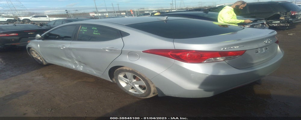 5NPDH4AE8DH201276 2013 HYUNDAI ELANTRA photo no. 3