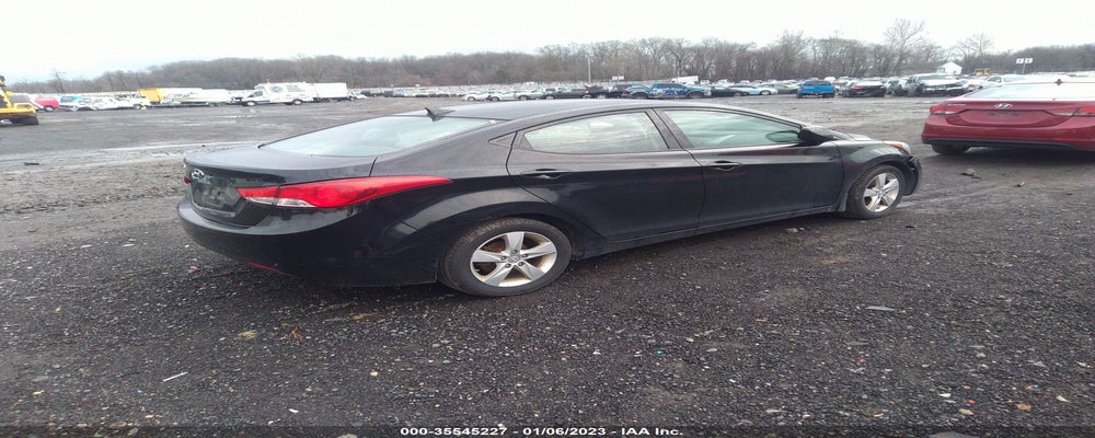 5NPDH4AE2DH247363 2013 HYUNDAI ELANTRA photo no. 4